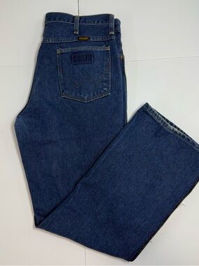 Wrangler vintage Men's Dark Blue Denim Jeans 34x30 bootcut made in USA
